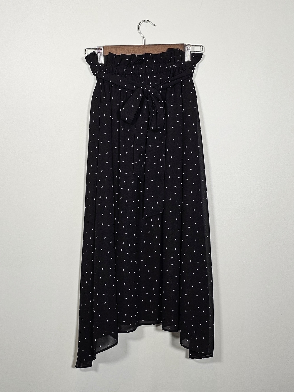 Mercurdyou Black Midi Length Polka Dot Flowy Skirt Sz M